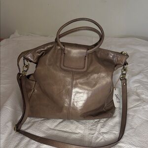Hobo Sheila Large Leather Women's Bag color gravel